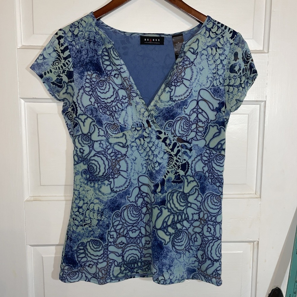 axcess Blouse‎ Medium Juniors Y2K 00s Vneck